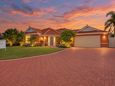 2 Anzio Court , Secret Harbour