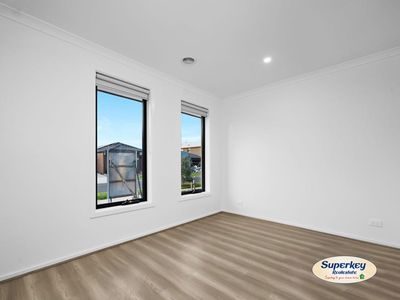 33 Pomodoro Road, Tarneit