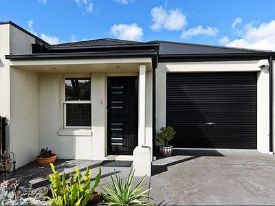 2 / 53 Catherine Street, Geelong West