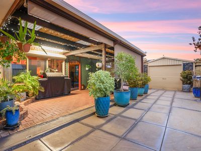 19 Conway Loop, Waikiki