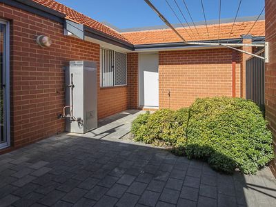 8C Sampson Close, Midland