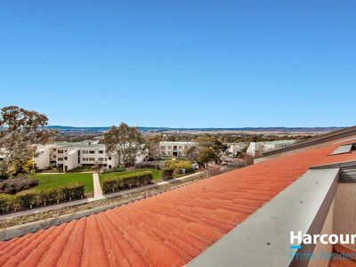 7 / 34 Leahy Close, Narrabundah
