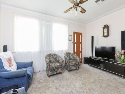 2 Craig Crescent, Dapto