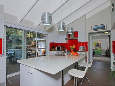 10 Clyde Street, Mollymook