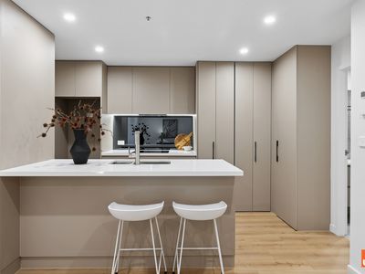 1201 / 49 Furzer Street, Phillip