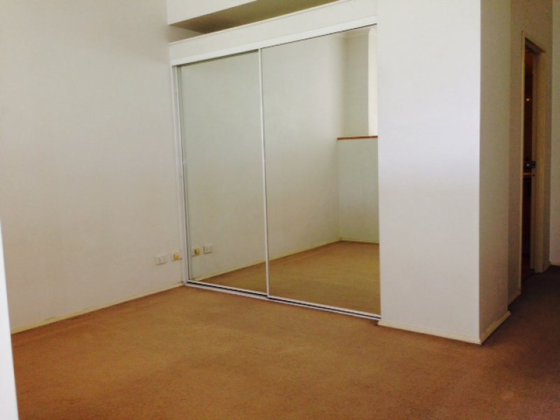 320 / 105 Campbell Street, Surry Hills