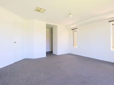 18 Birdsville Drive , Baldivis