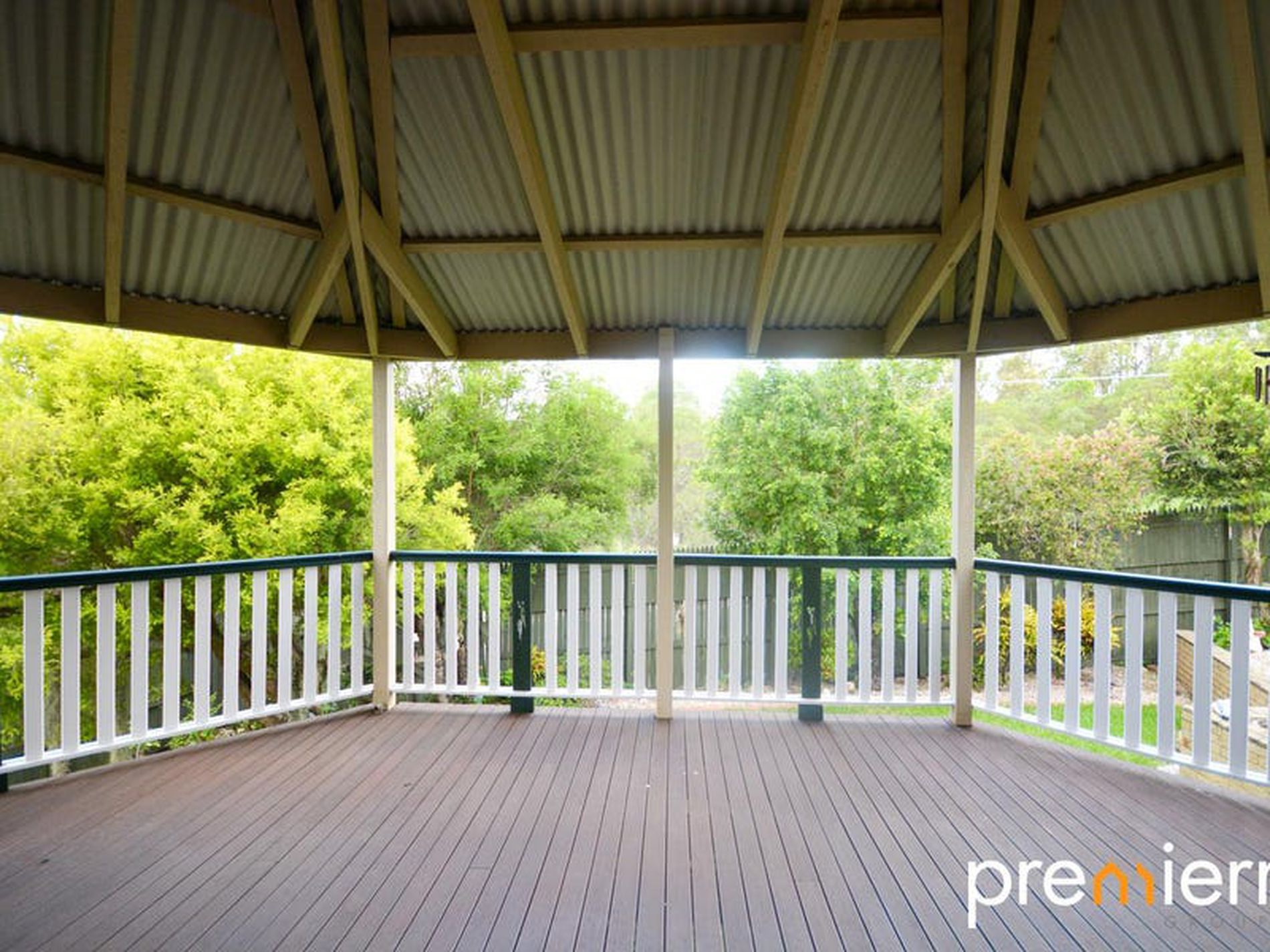 8 Dawson Court, Collingwood Park