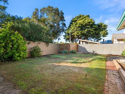 5 SWINSTONE STREET, Rockingham