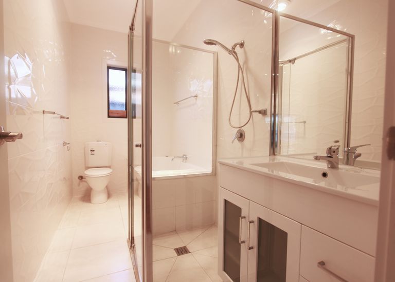 2A  Hunsford Avenue, Notting Hill
