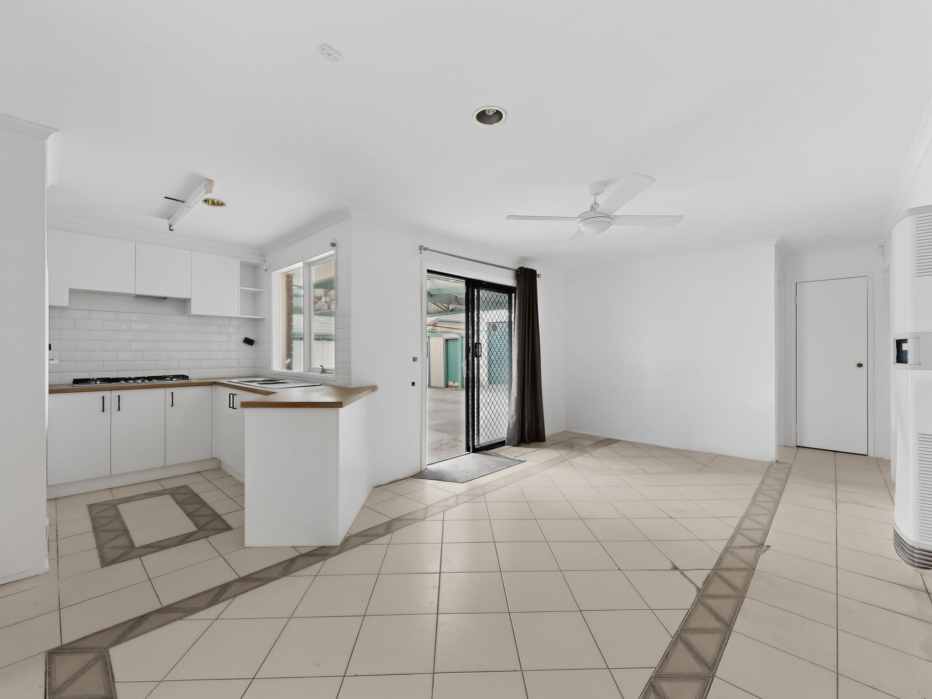8 Brunel Court, Hampton Park