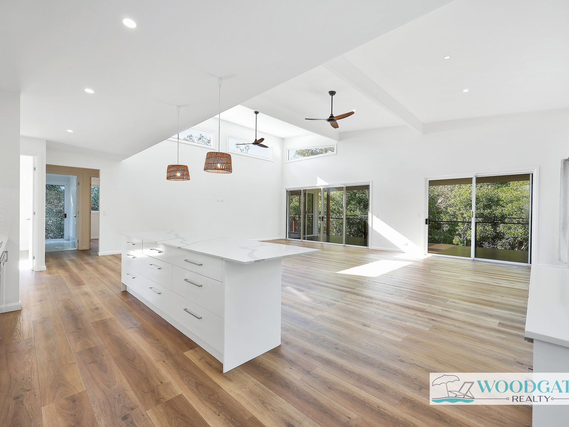 5 OCEAN VIEW DRIVE, Woodgate