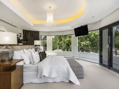 6 Gilmour Close, Glenhaven