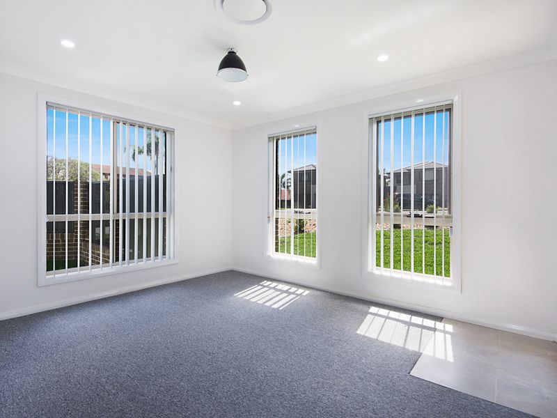 68 Solander Road, Seven Hills