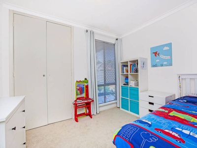 2 / 5B Fourth Avenue, Applecross