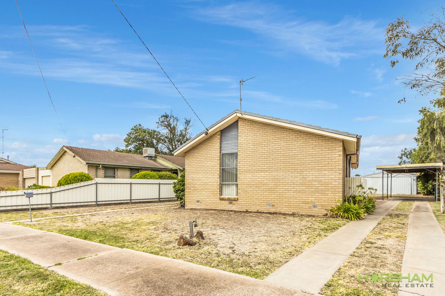 3 Felstead Avenue, Horsham