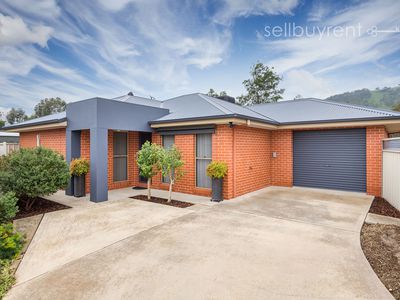 2 / 118 DE KERILLEAU DRIVE, Wodonga