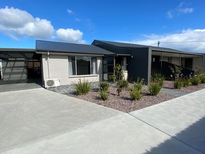 2 / 7 Church Street, Wynyard