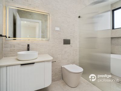 6C Lucas Avenue, Moorebank