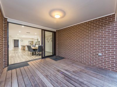 29 Thoroughbred Drive, Clyde North