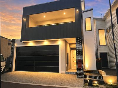 10 SHORE LANE, Port Kennedy