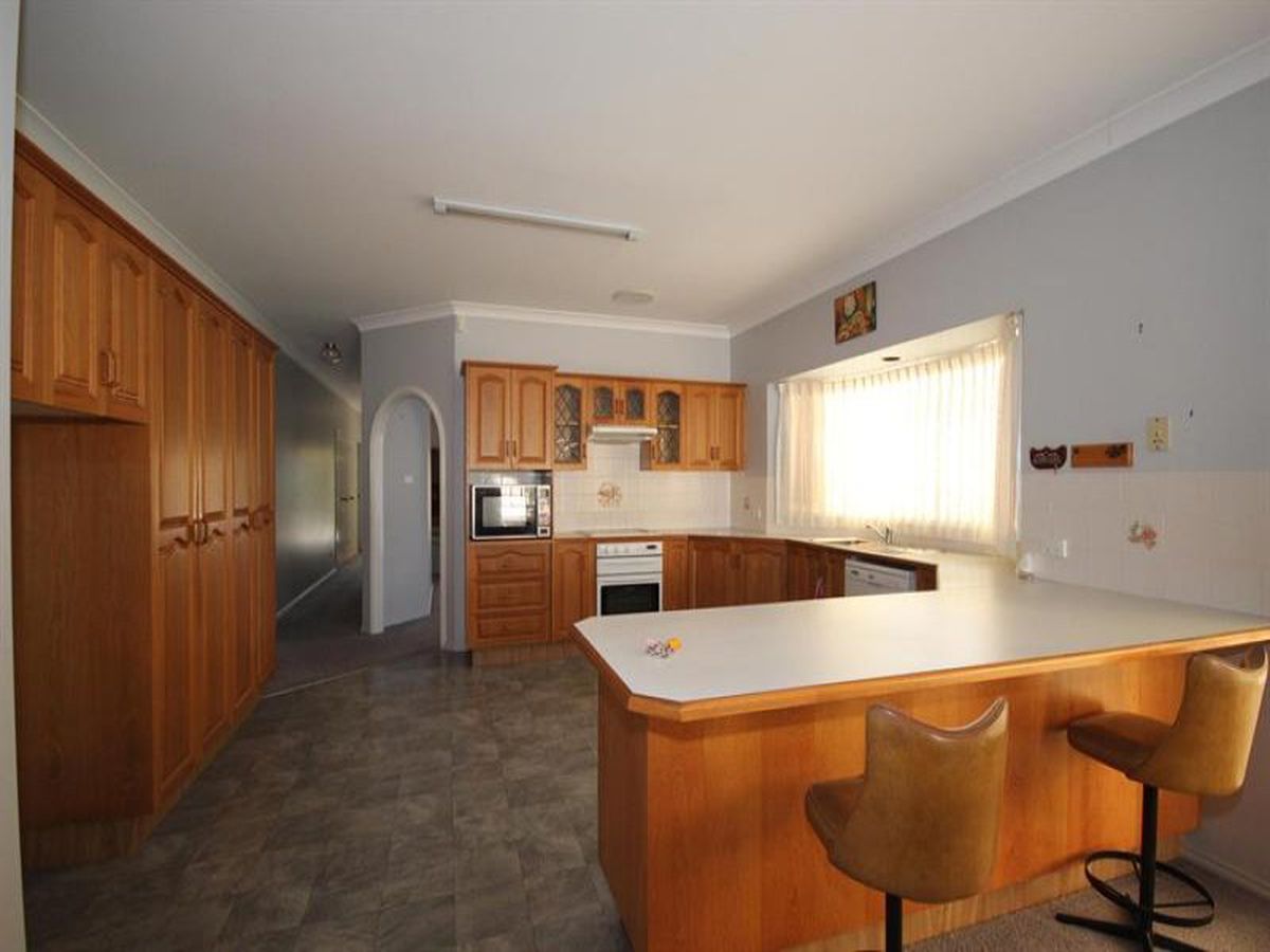 24 Wychewood Ave, Mallabula, Mallabula - Thumbnail 2
