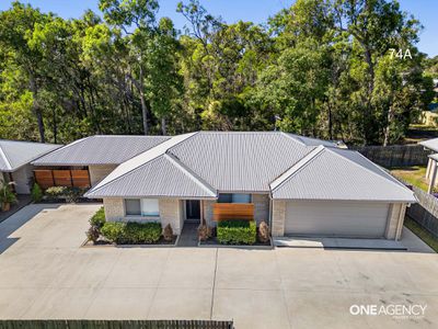 74 Bradman Way, Urangan