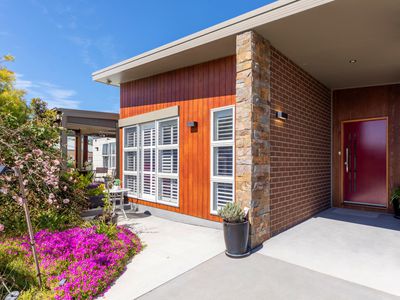 21 Dolphin Crescent, Eden