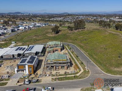 9 Minogue Street, Jacka