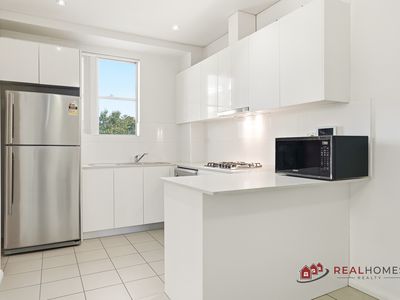 80 / 56 Lakeside Parade, Jordan Springs