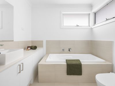 2 / 9 Coleman Court, Maidstone