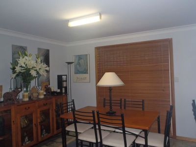1&2 / 1 Hellyer Court, Dubbo