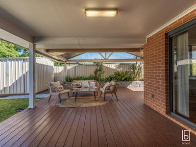 37 Grasstree Avenue, Woongarrah