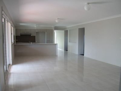 37 Lakeview Crescent, Forster