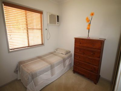 11 JANE STREET, Richmond Hill