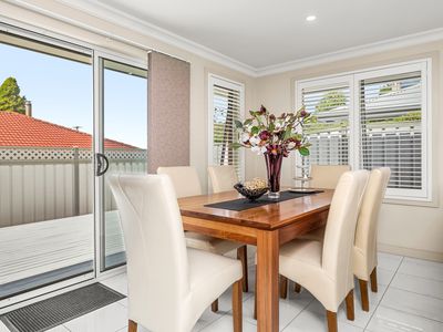 1 / 70 Gravelly Beach Road, Blackwall