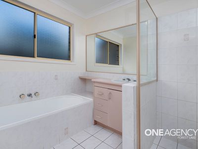 54 Pendula Cct, Forest Lake