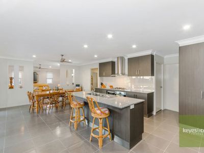 6 Newhaven Place, Idalia