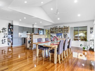 1 / 12 Russell Street, Hawks Nest