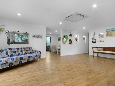 6 Lloyd Place, Mystery Bay
