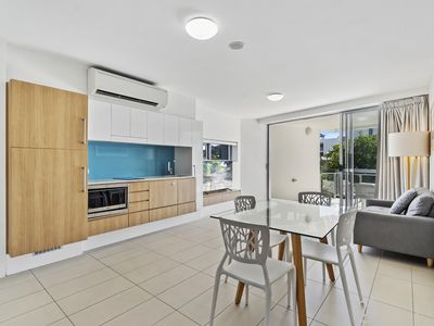 101 / 32 Anzac Parade, Yeppoon