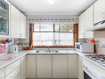 7 RODNEY PLACE, Bomaderry
