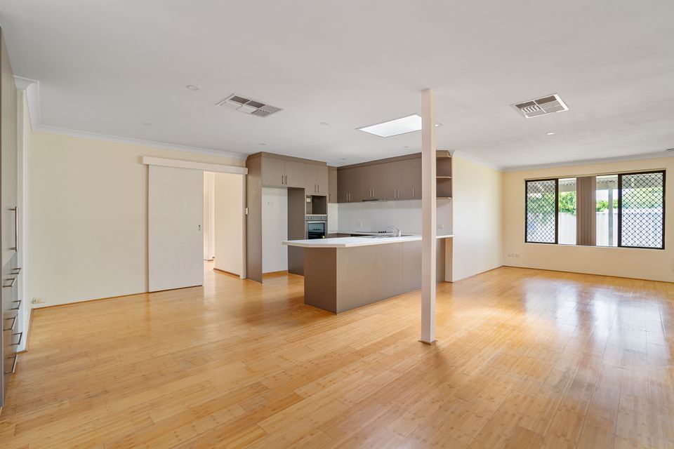 12 Pinedale Way, Safety Bay