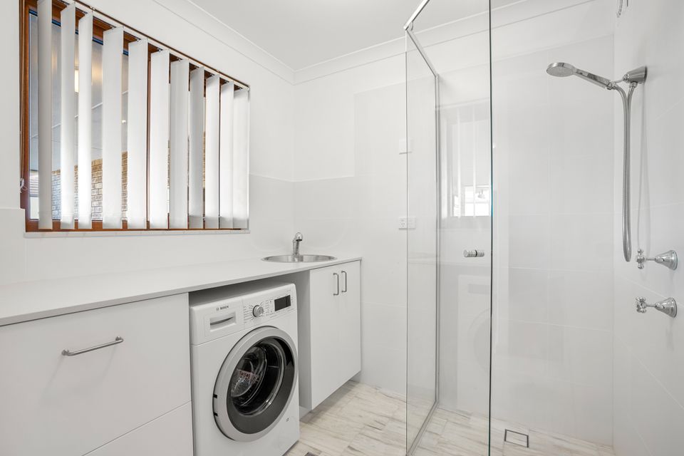 9 / 16 ARCADIA DRIVE, Shoalwater