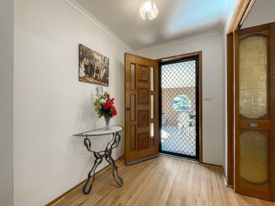 16 Palaroo Street, Swan Hill