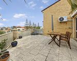 6 / 8 Toulon Circle, Mindarie