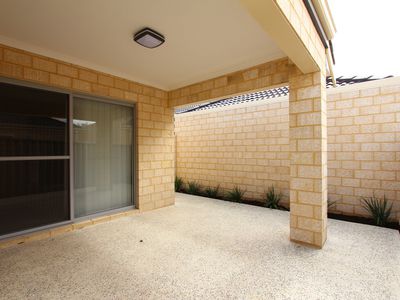 67B Eastdene Circle, Nollamara