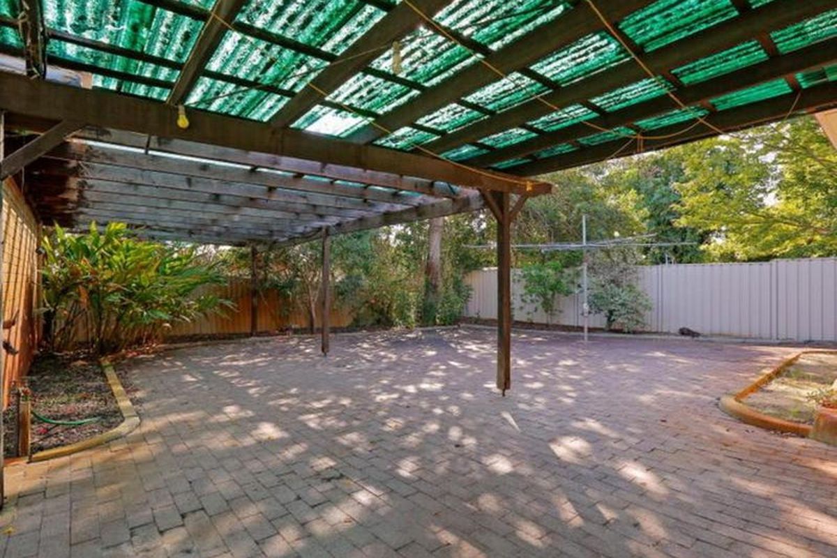 10 Amur Place, Bateman