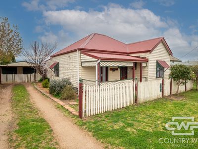 2 Short Street, Glen Innes