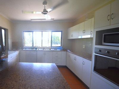 34 The Corso, East Innisfail